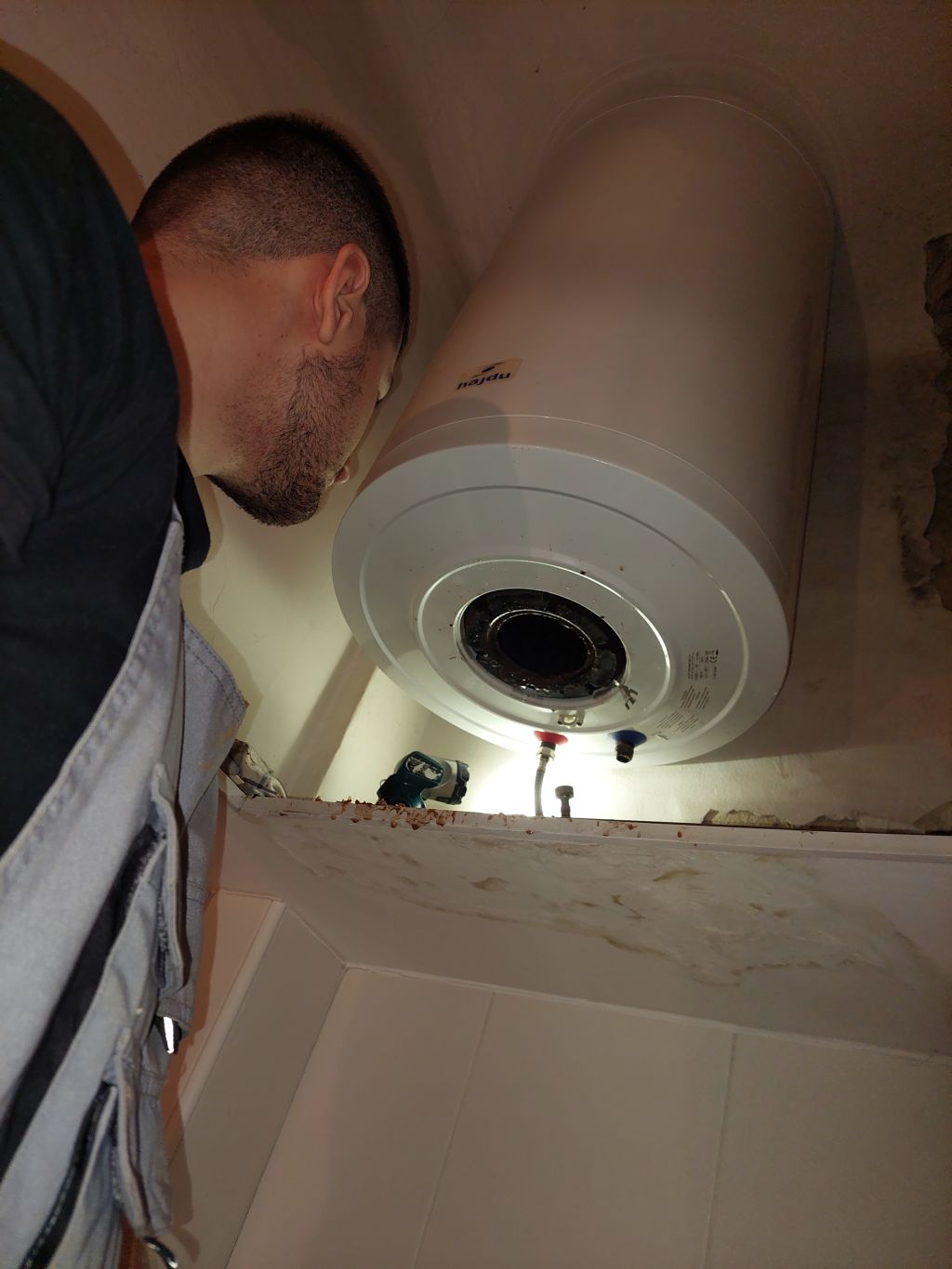 Hajdu bojler vizkőtelenítés Gyál területén