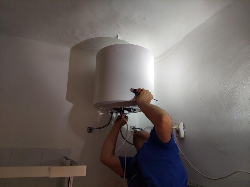 Hajdu Aquastic 50 literes bojler csere