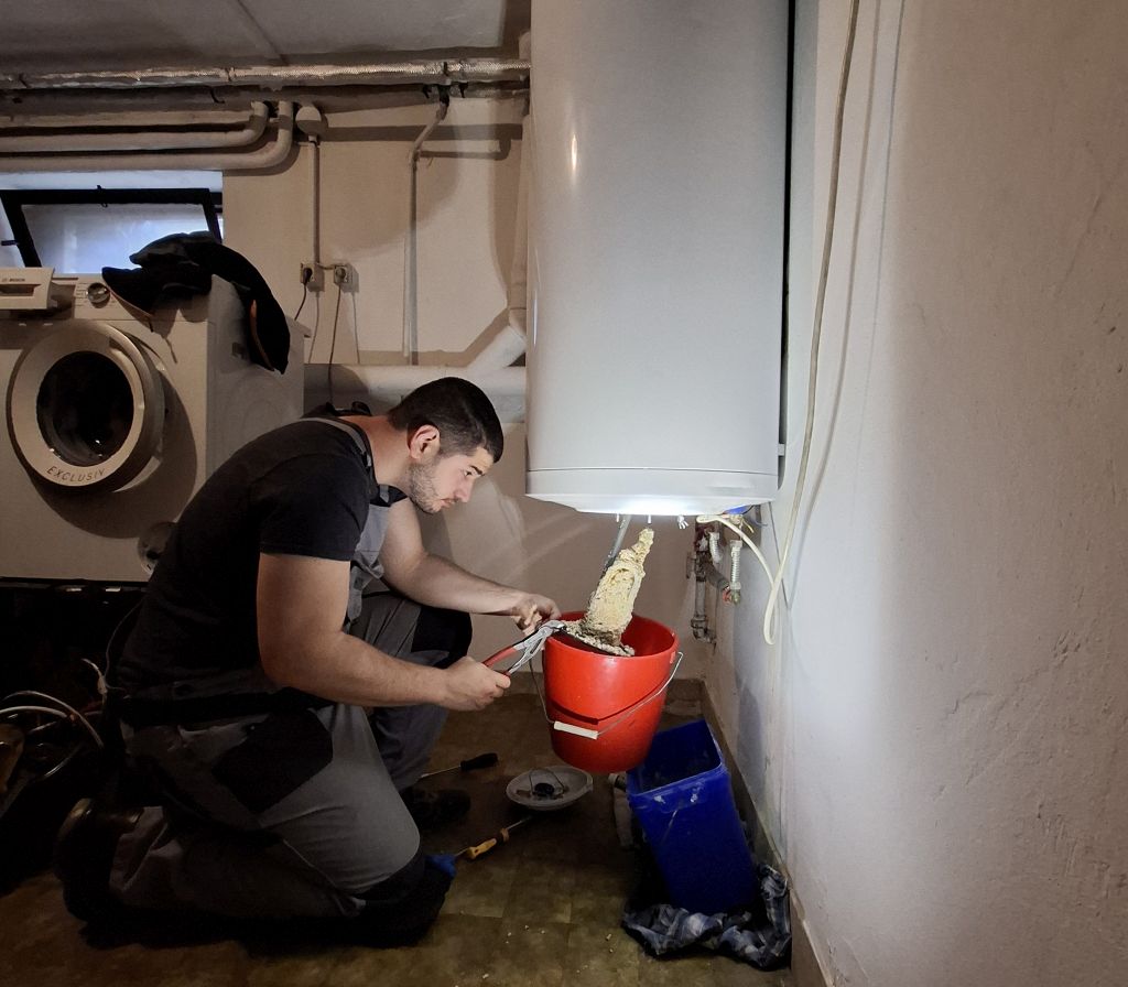 Hajdu bojler leengedése