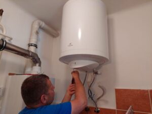 Hajdu Z 100 C ErP villanybojler csere és bekötés Budapest összes kerületében – profi szerelőktől