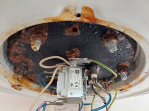 Nem működik a bojler, nincs meleg víz a fürdőszobában